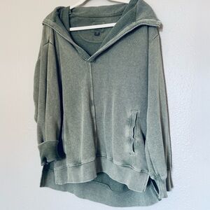 American Eagle Oversized Cozy Green Boyfriend Pullover